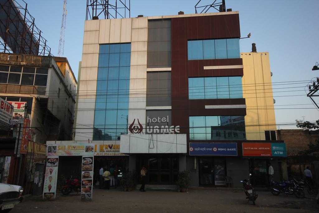 Urmee Hotel Bhubaneswar Exterior photo